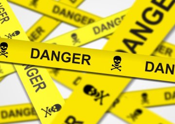 lenta-opasnost-danger-cherep