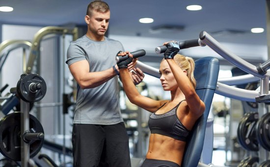 Фитнес-тренер