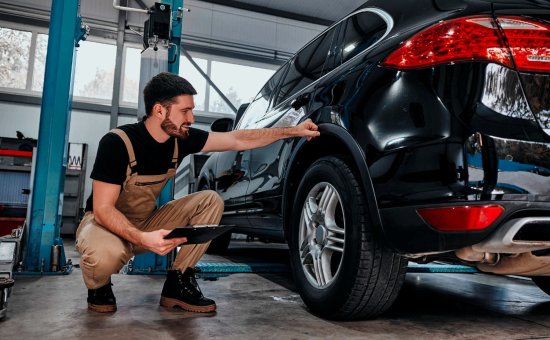 Требуется Автослесарь